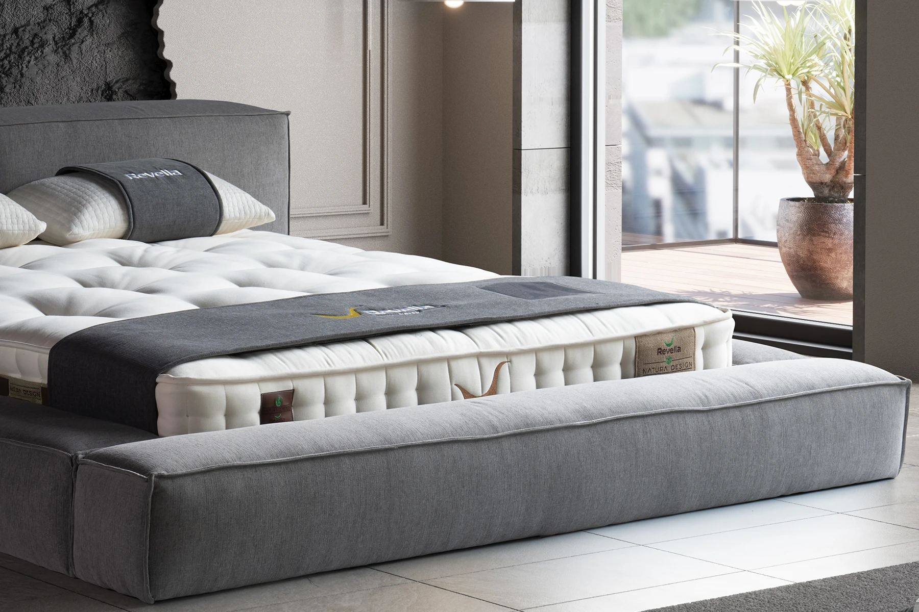 LOFT